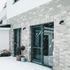 Wonderful winter photos of FARO granit clinker tiles!